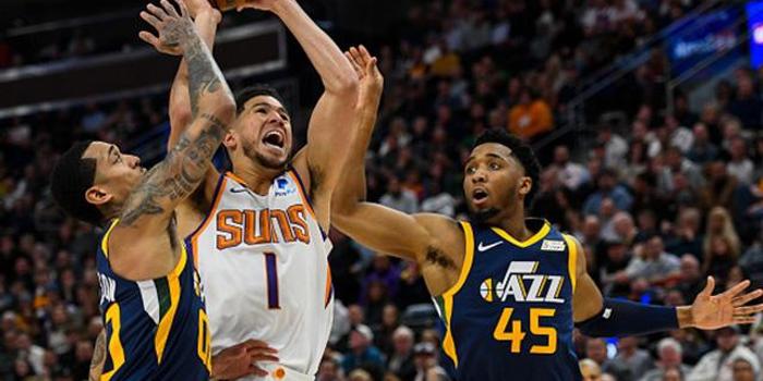  布克40分太阳送快船三连败  